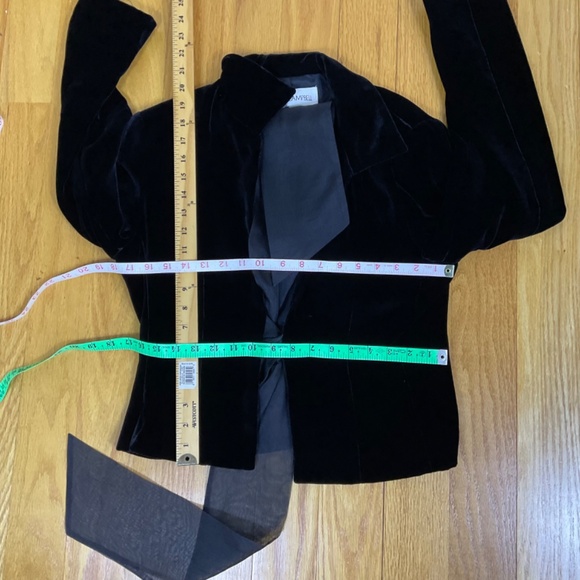 Sara Campbell Velvet Jacket Black Bow Front (8) - Picture 7 of 7